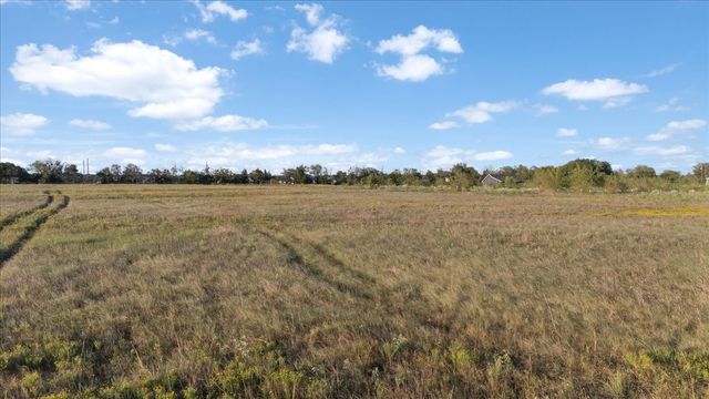 285 Vz County Road 3831, Wills Point, TX 75169