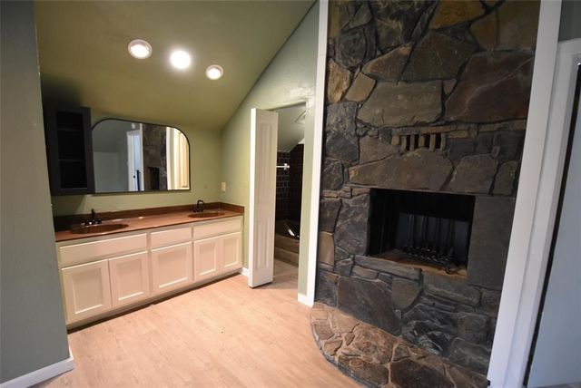 2206 Northwood Drive, Seminole, OK 74868