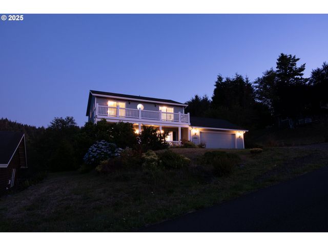 46995 BEACH CREST Dr, Neskowin, OR 97149