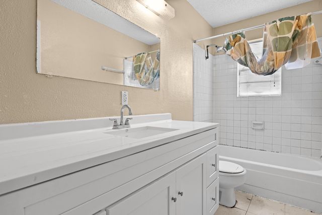 2606 Cedarcrest Dr., Marshall, TX 75672