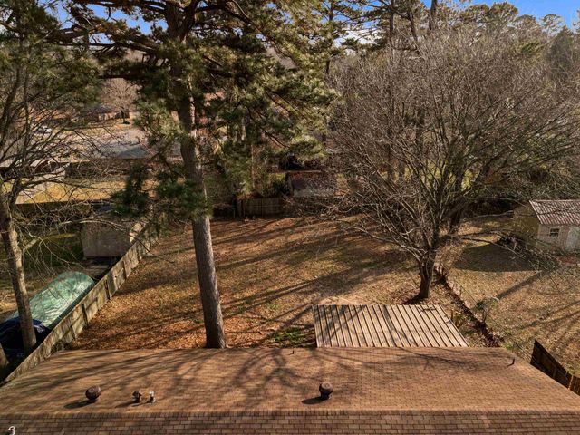 2606 Cedarcrest Dr., Marshall, TX 75672