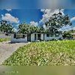 1935 FOURAKER Road, Jacksonville, FL 32210