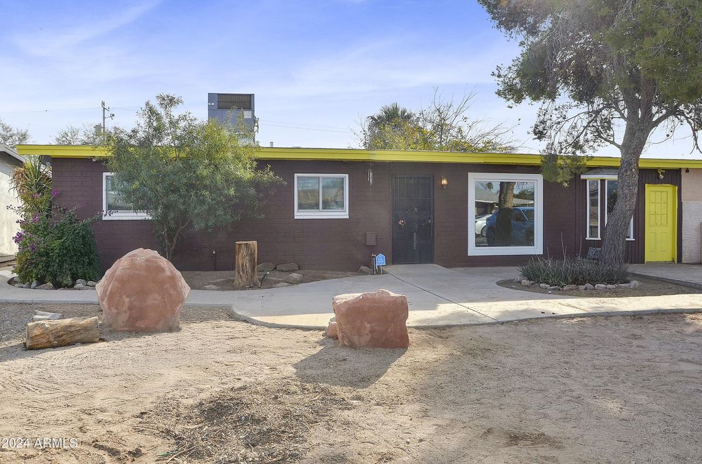 655 W CAROLINE Street, Coolidge, AZ 85128 — exterior
