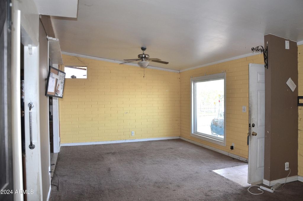 655 W CAROLINE Street, Coolidge, AZ 85128 — photo 3