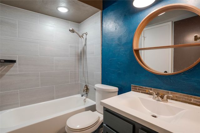 1841 Amber Lane, Carrollton, TX 75007