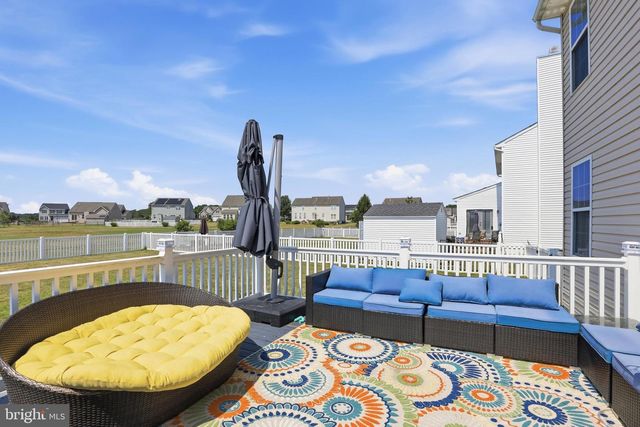 304 CHRISTIANA RIVER DR, Clayton, DE 19938