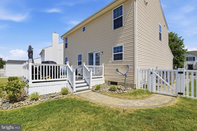 304 CHRISTIANA RIVER DR, Clayton, DE 19938