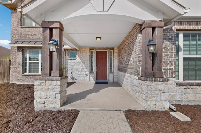 340 Redstone Drive, Sunnyvale, TX 75182