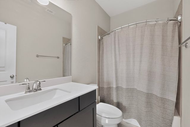 340 Redstone Drive, Sunnyvale, TX 75182