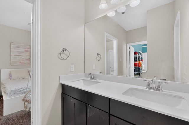 340 Redstone Drive, Sunnyvale, TX 75182