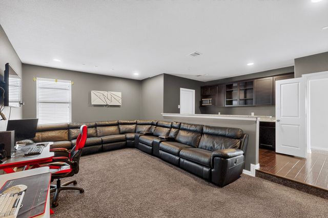 340 Redstone Drive, Sunnyvale, TX 75182