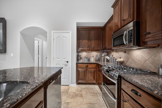 316 Acklington Drive, Anna, TX 75409