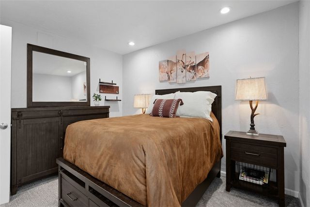 102 Kenwood, Kennedy Twp, PA 15108