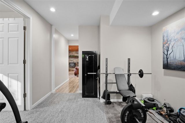 102 Kenwood, Kennedy Twp, PA 15108