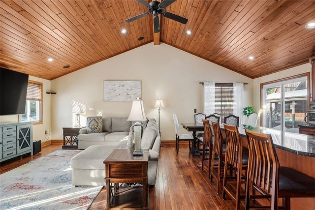 102 Kenwood, Kennedy Twp, PA 15108