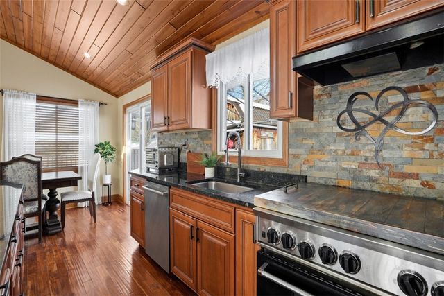 102 Kenwood, Kennedy Twp, PA 15108