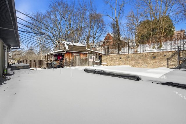 102 Kenwood, Kennedy Twp, PA 15108