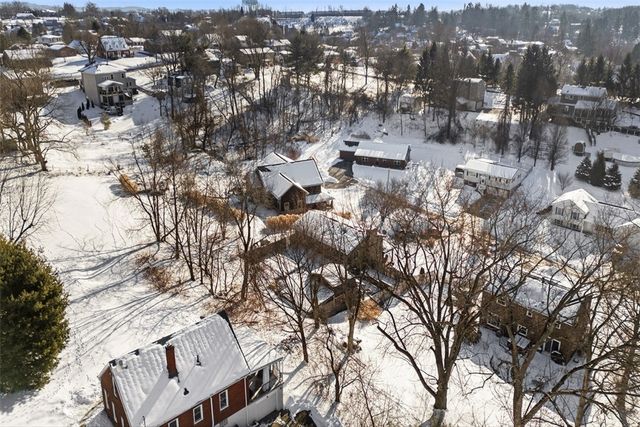 102 Kenwood, Kennedy Twp, PA 15108