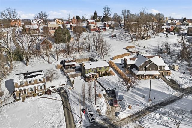 102 Kenwood, Kennedy Twp, PA 15108