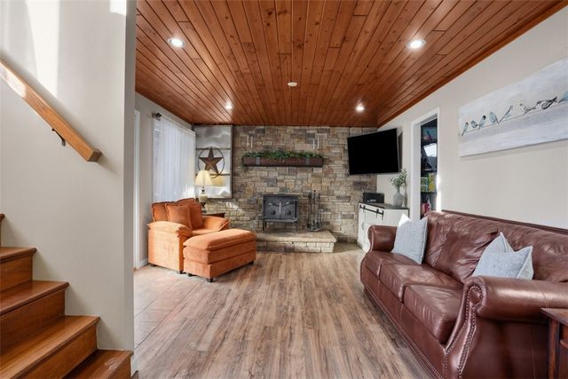 102 Kenwood, Kennedy Twp, PA 15108