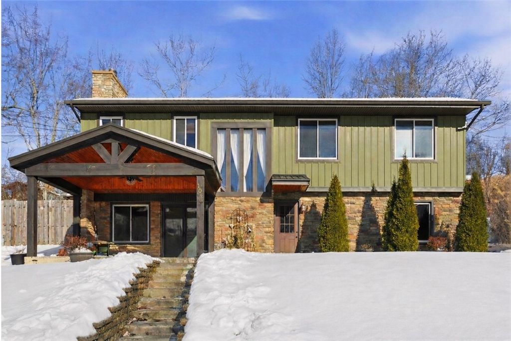 102 Kenwood, Kennedy Twp, PA 15108