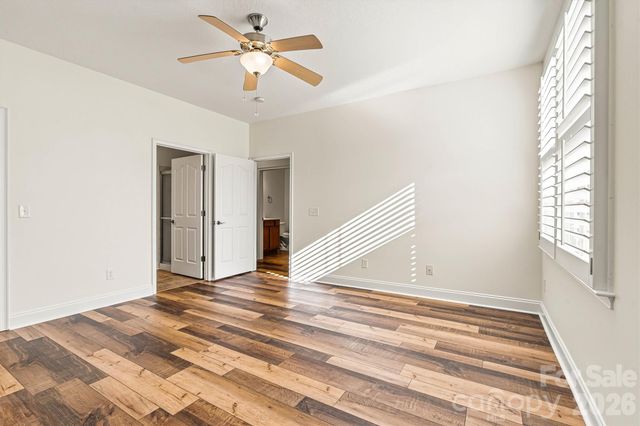 823 Wynnshire Drive B, Hickory, NC 28601