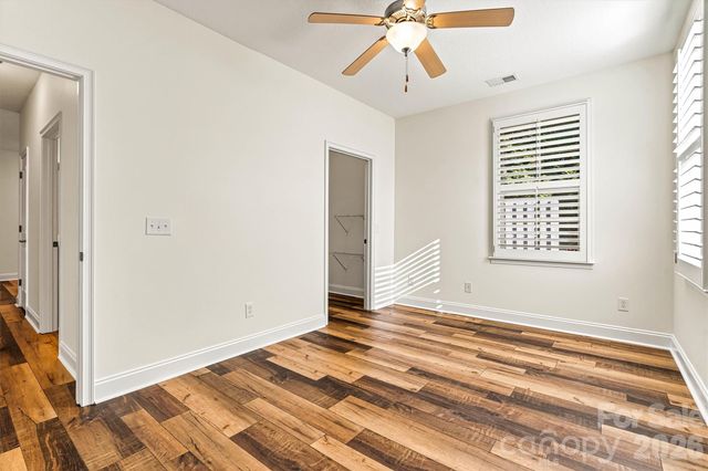 823 Wynnshire Drive B, Hickory, NC 28601