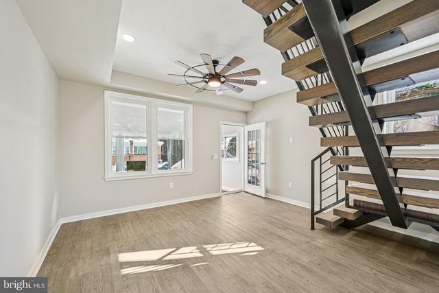 914 S 54TH ST, Philadelphia, PA 19143