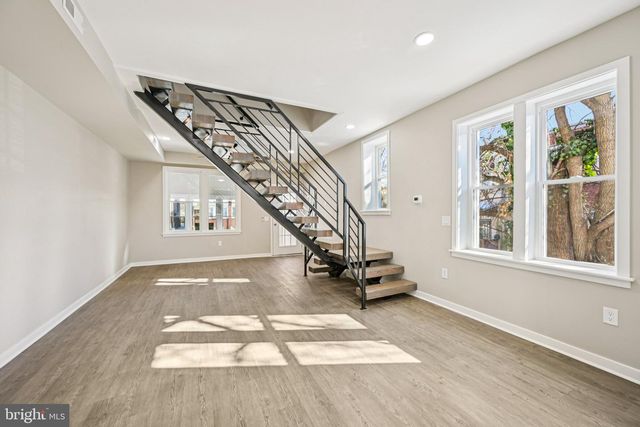 914 S 54TH ST, Philadelphia, PA 19143