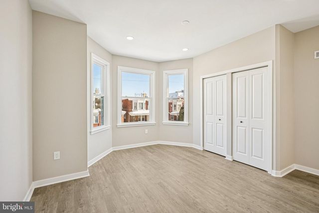 914 S 54TH ST, Philadelphia, PA 19143