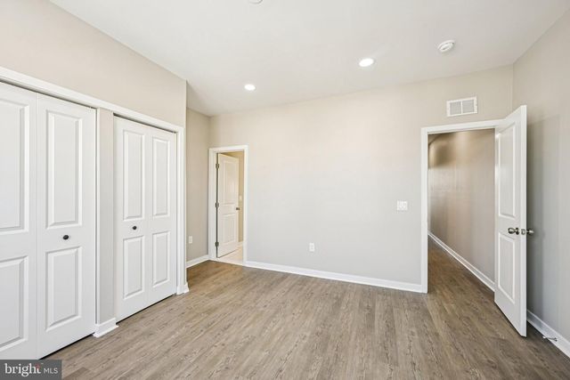 914 S 54TH ST, Philadelphia, PA 19143