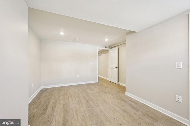 914 S 54TH ST, Philadelphia, PA 19143