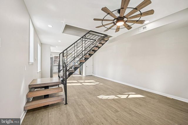 914 S 54TH ST, Philadelphia, PA 19143