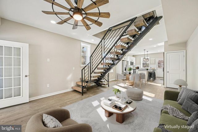 914 S 54TH ST, Philadelphia, PA 19143