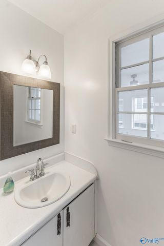 2201 Auburn Drive SW, Decatur, AL 35603