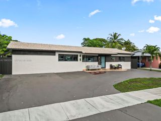 12301 SW 28th St, Miami, FL 33175