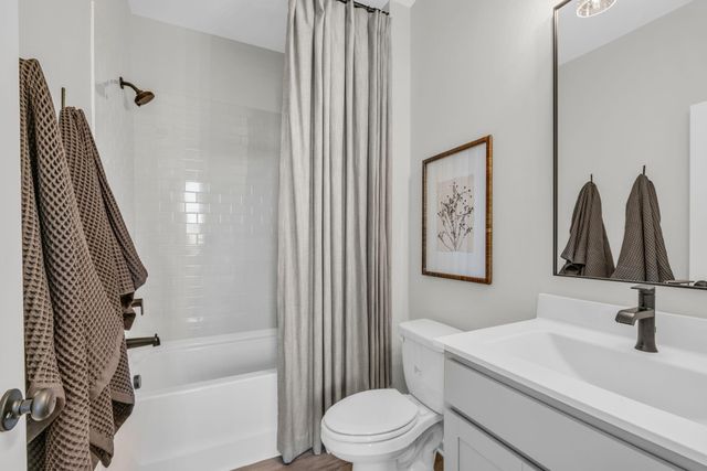 10111 Shire Walk Park 11, Collegedale, TN 37363