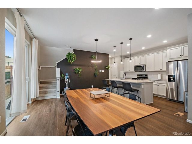 21892 E Quincy Cir, Aurora, CO 80015