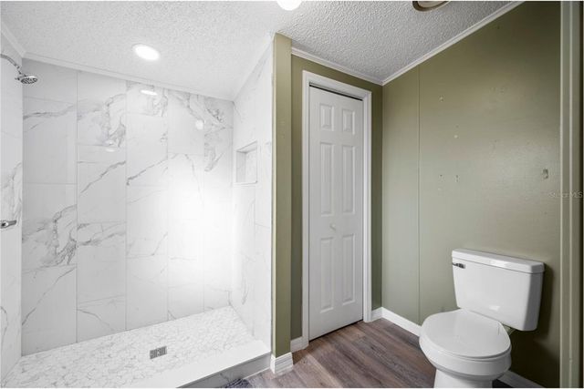 309 THORNHILL ESTATES COURT, Winter Haven, FL 33880