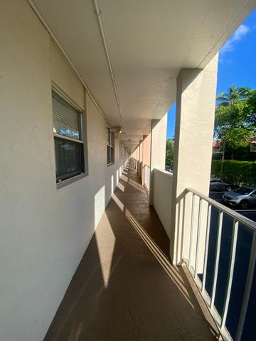 1731 SE 15th Street 202, Fort Lauderdale, FL 33316