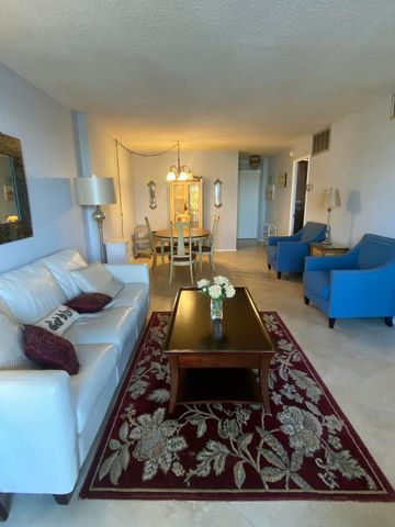 1731 SE 15th Street 202, Fort Lauderdale, FL 33316