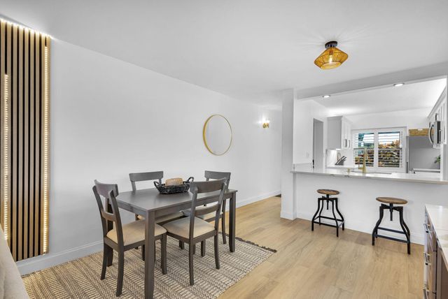 12911 Briarlake Drive 103, Palm Beach Gardens, FL 33418