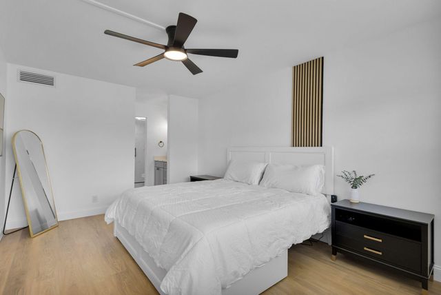 12911 Briarlake Drive 103, Palm Beach Gardens, FL 33418