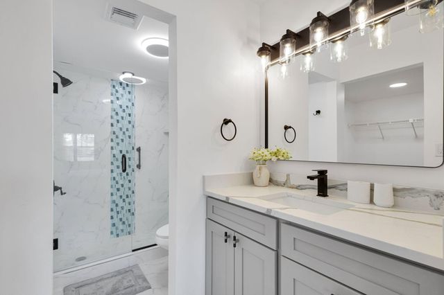 12911 Briarlake Drive 103, Palm Beach Gardens, FL 33418