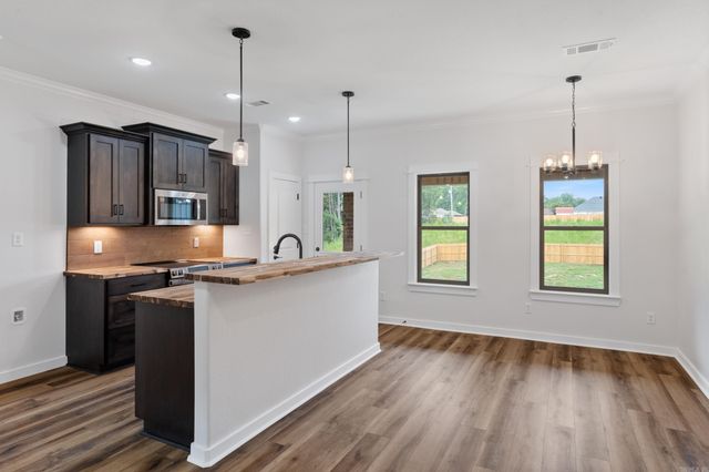 1001 N Red, Sheridan, AR 72150