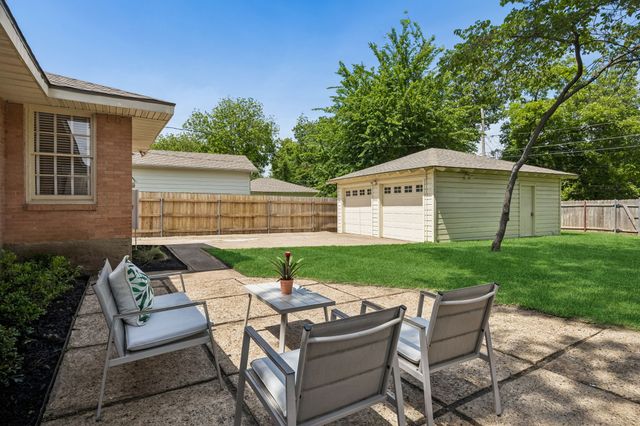 10156 Baronne Circle, Dallas, TX 75218