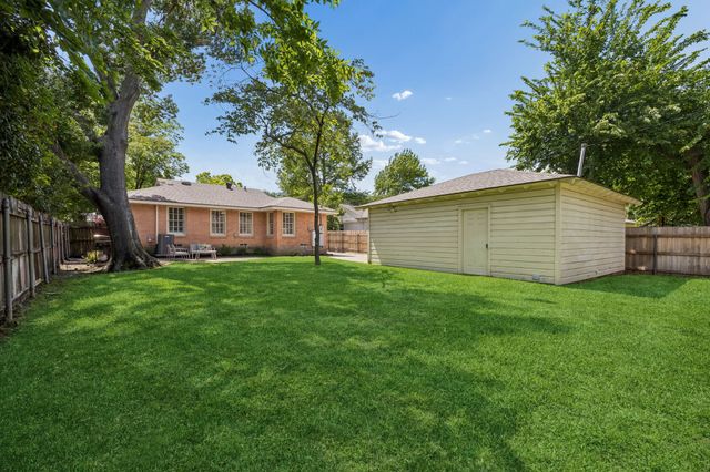 10156 Baronne Circle, Dallas, TX 75218