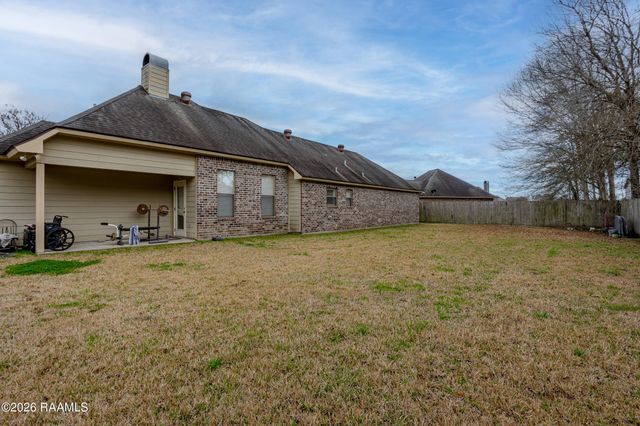 301 Magnolia Knee Drive, Carencro, LA 70520