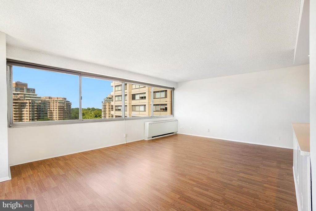 Image 16 of property listing at 5500 FRIENDSHIP BLVD #2017N, Chevy Chase, MD 20815