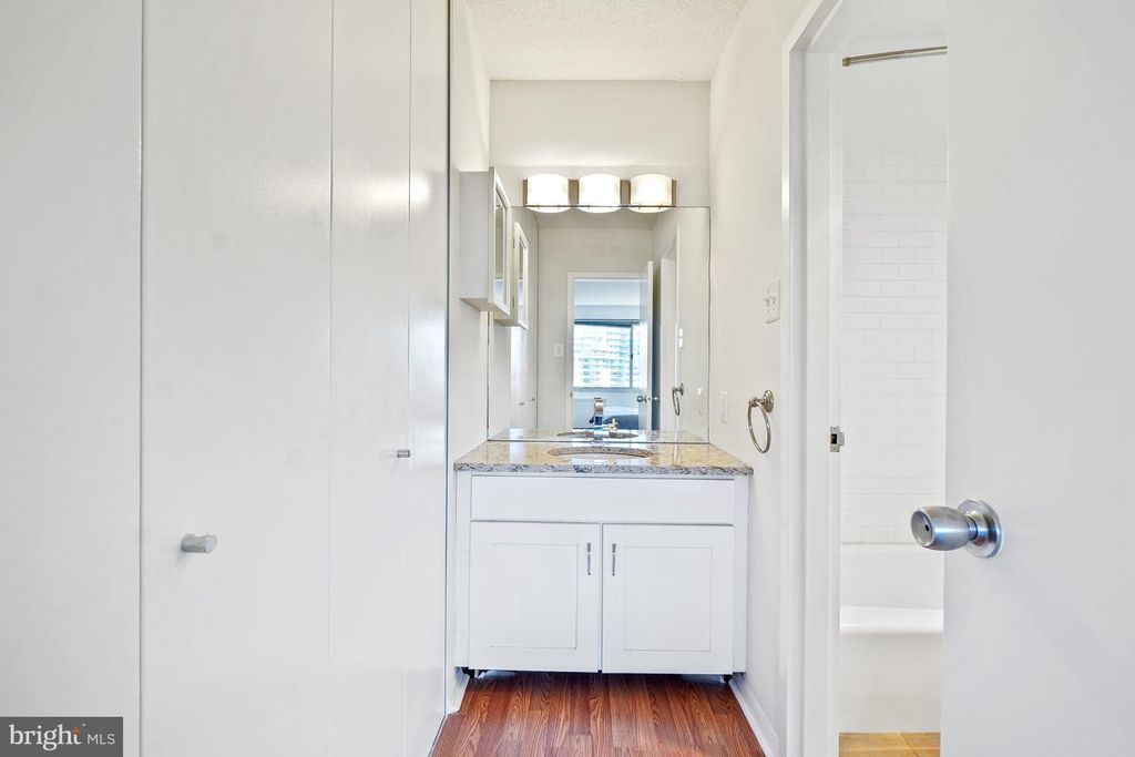 Image 30 of property listing at 5500 FRIENDSHIP BLVD #2017N, Chevy Chase, MD 20815